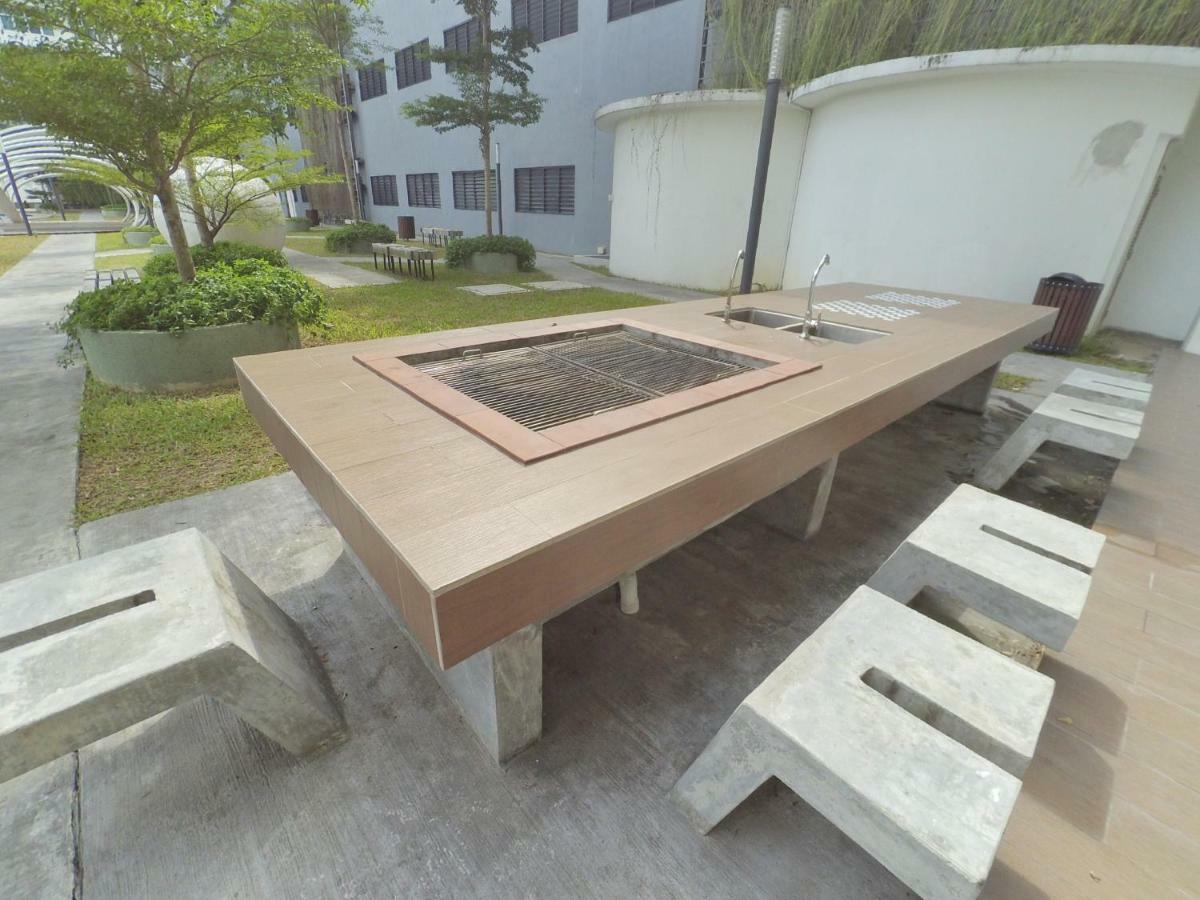 No.3 The Zen @ Puchong Skypod Residence Екстериор снимка